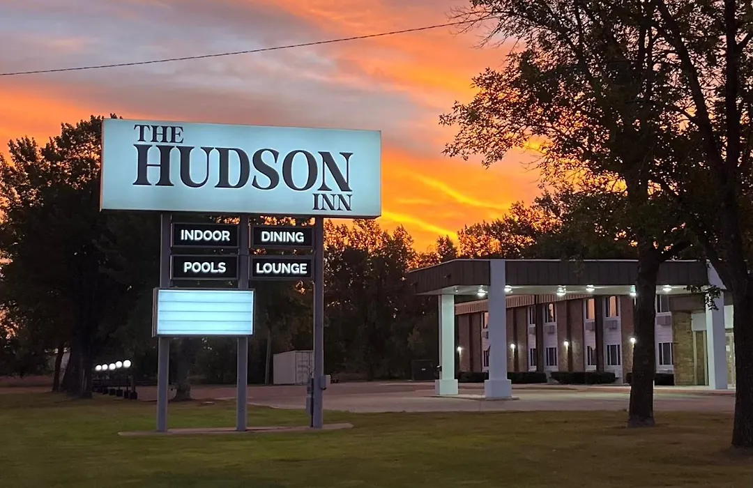 The Hudson Inn-1